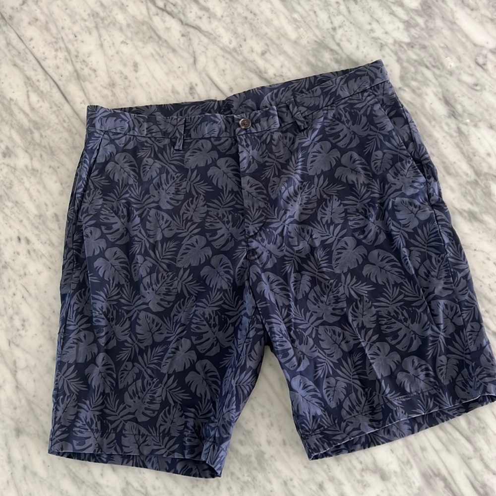 NWOT Michael Kors Mens Shorts 36 Navy Blue Hawaiian Monstera Leaves